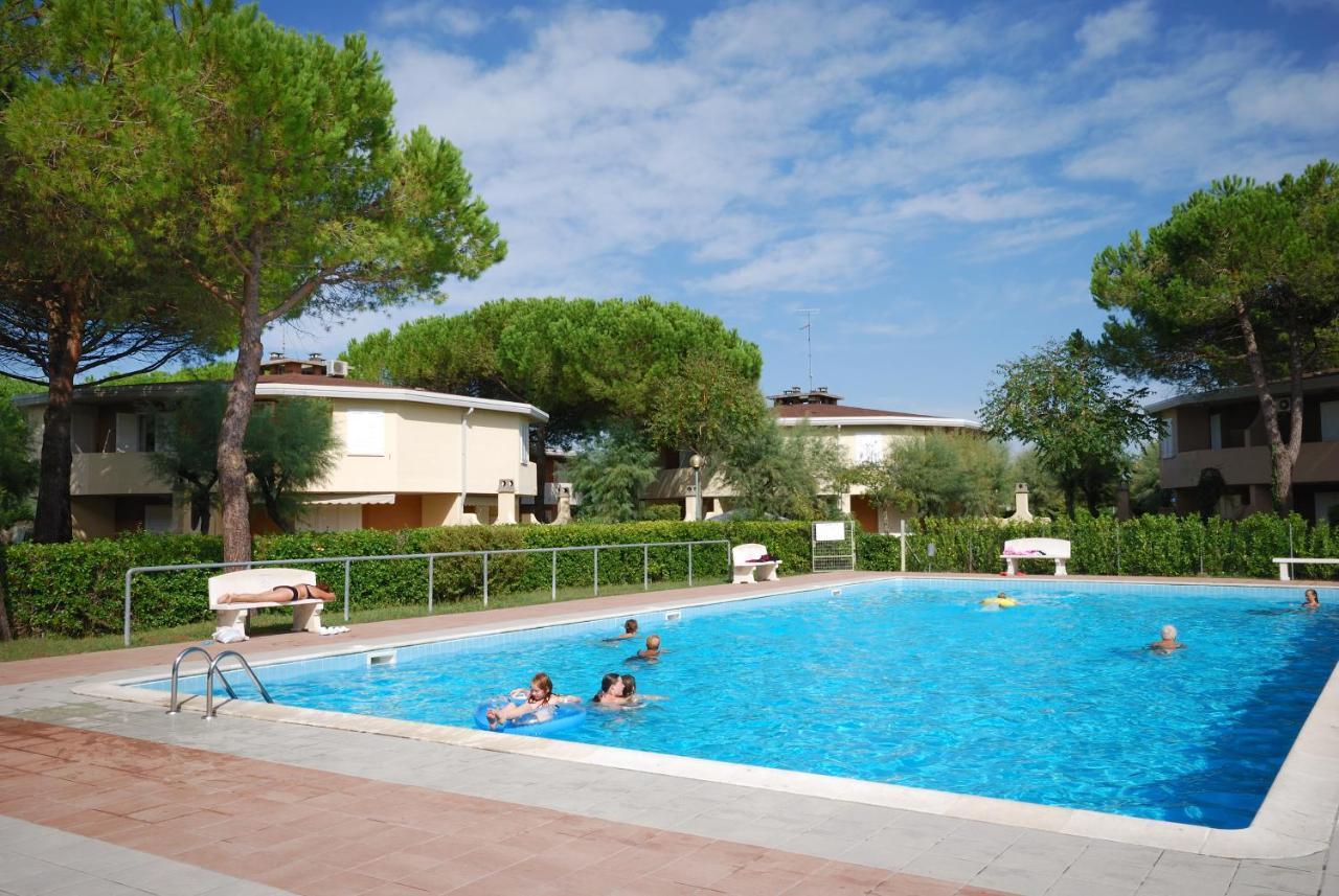 Villaggio Tivoli Bibione Exterior photo