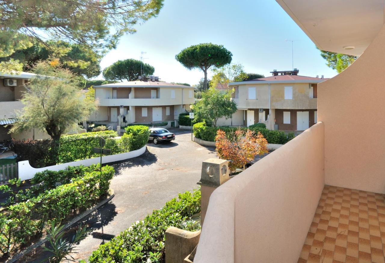 Villaggio Tivoli Bibione Exterior photo