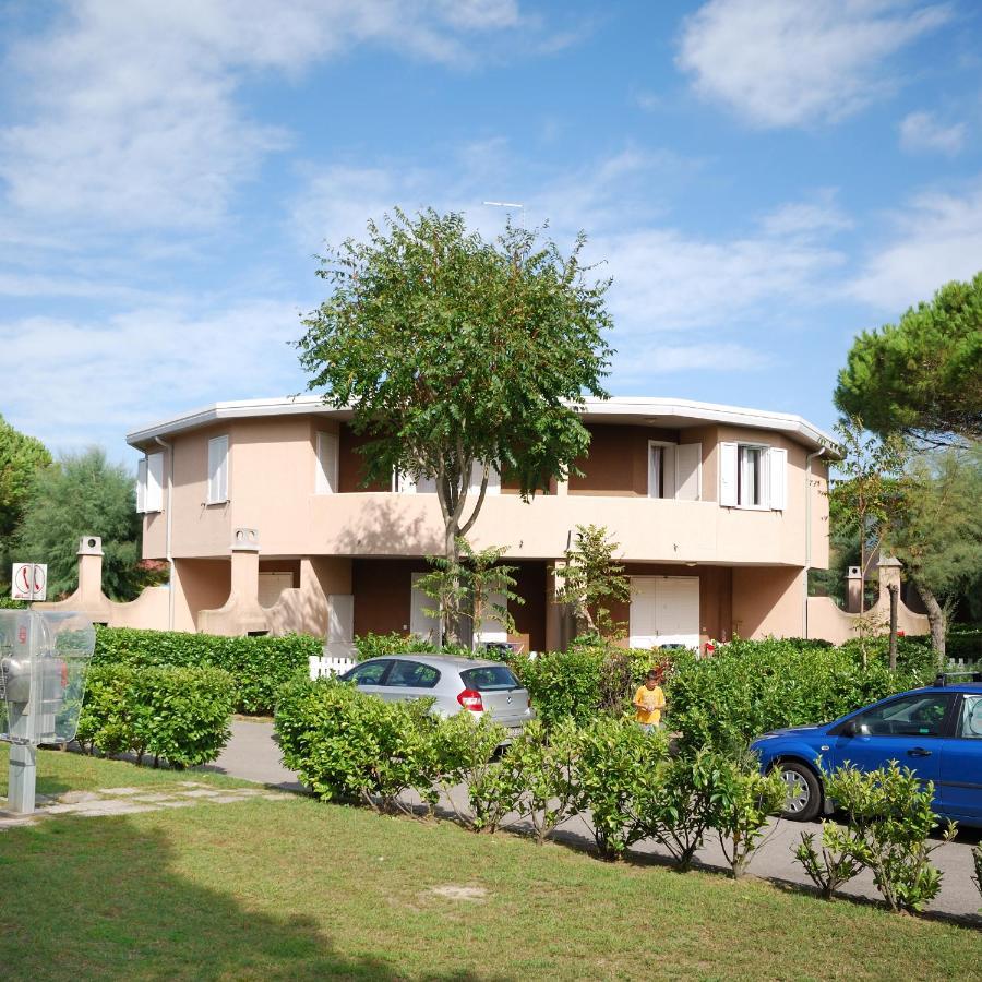 Villaggio Tivoli Bibione Exterior photo